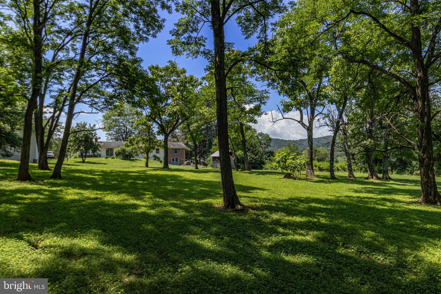 13415 Crest Hill Rd