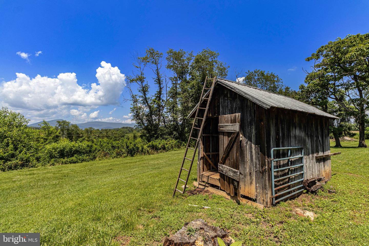 13415 Crest Hill Rd