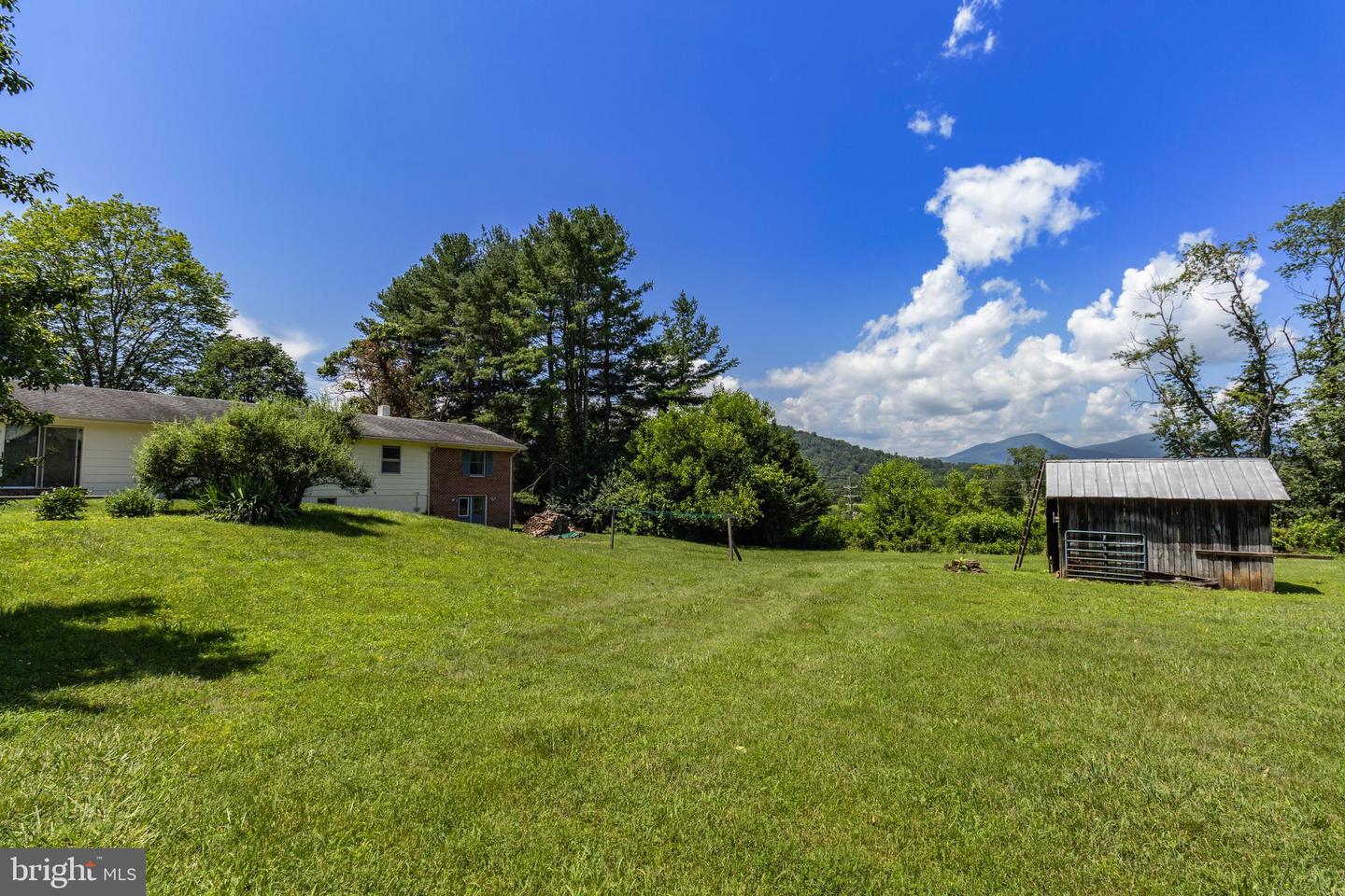 13415 Crest Hill Rd