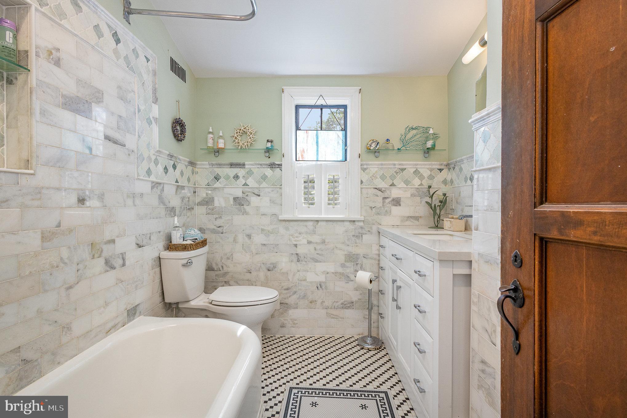 515 MOUNT SALEM AVENUE