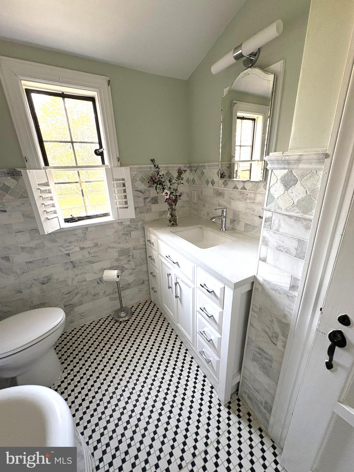 515 MOUNT SALEM AVENUE