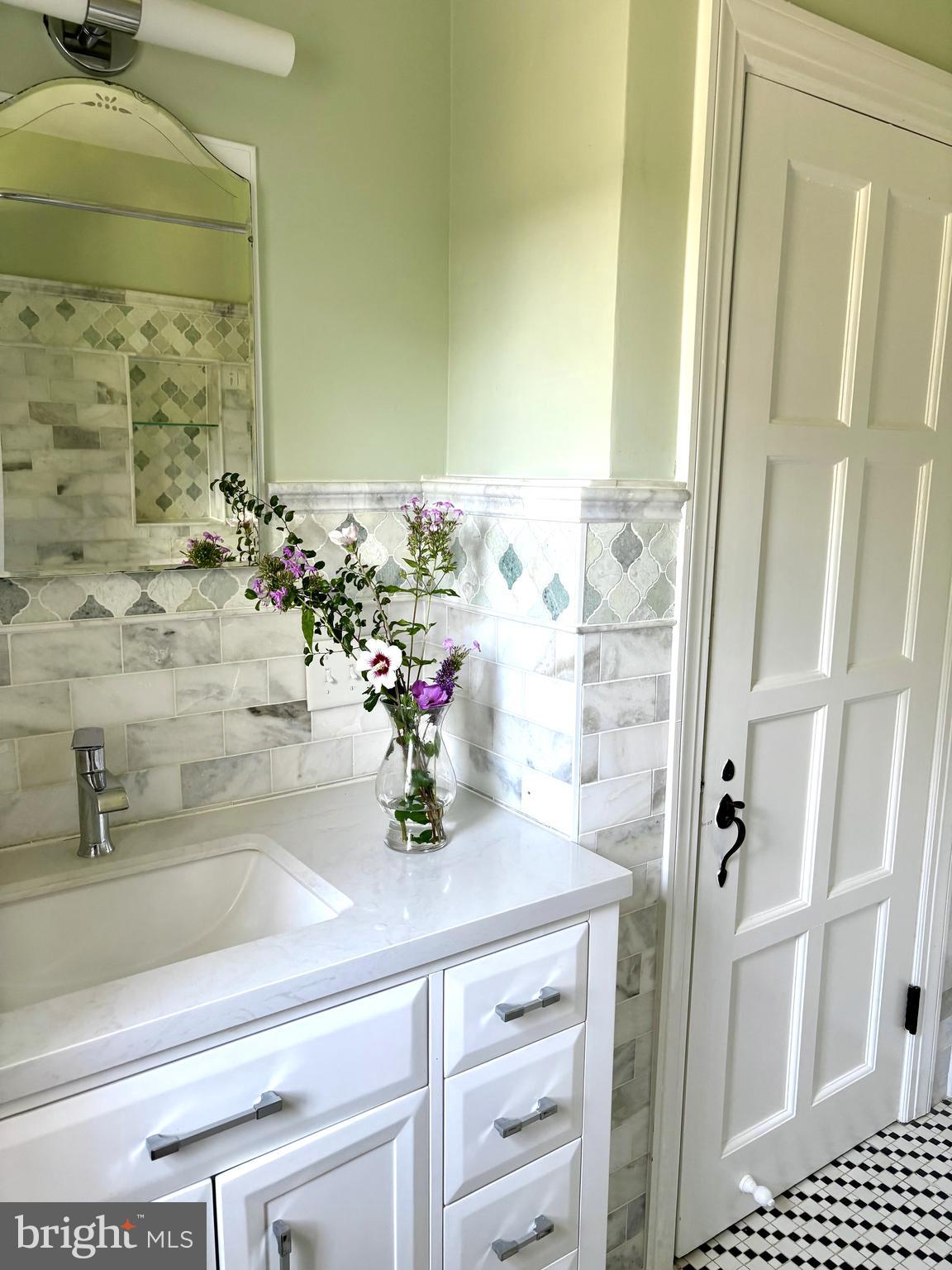 515 MOUNT SALEM AVENUE