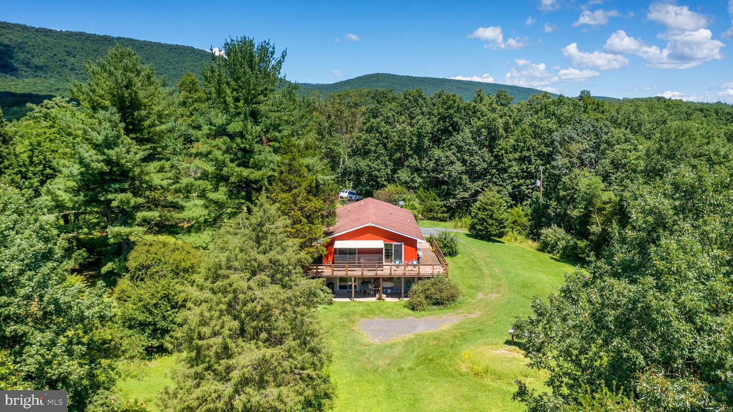 583 LOUIES LANE