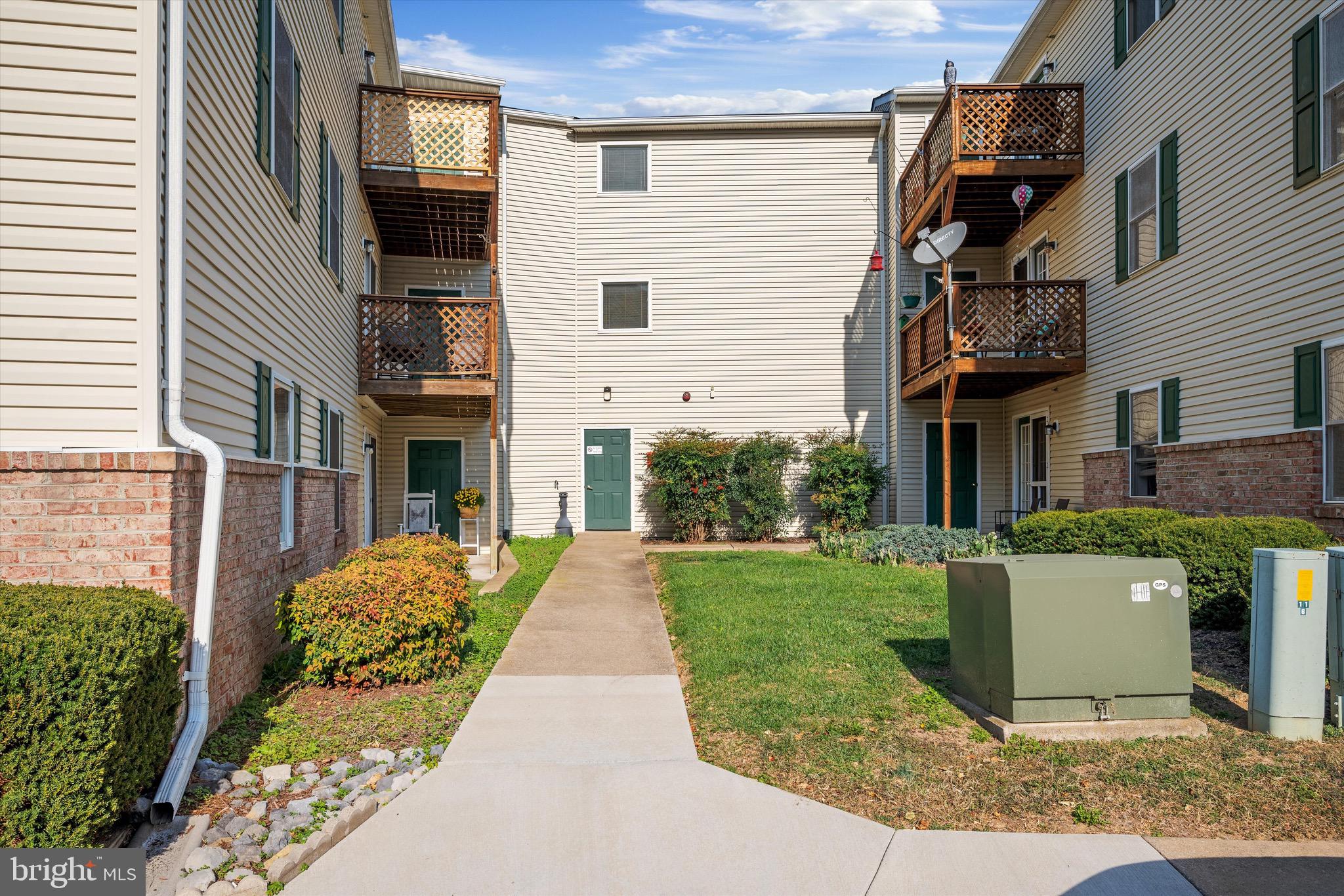 125 Hailey LANE