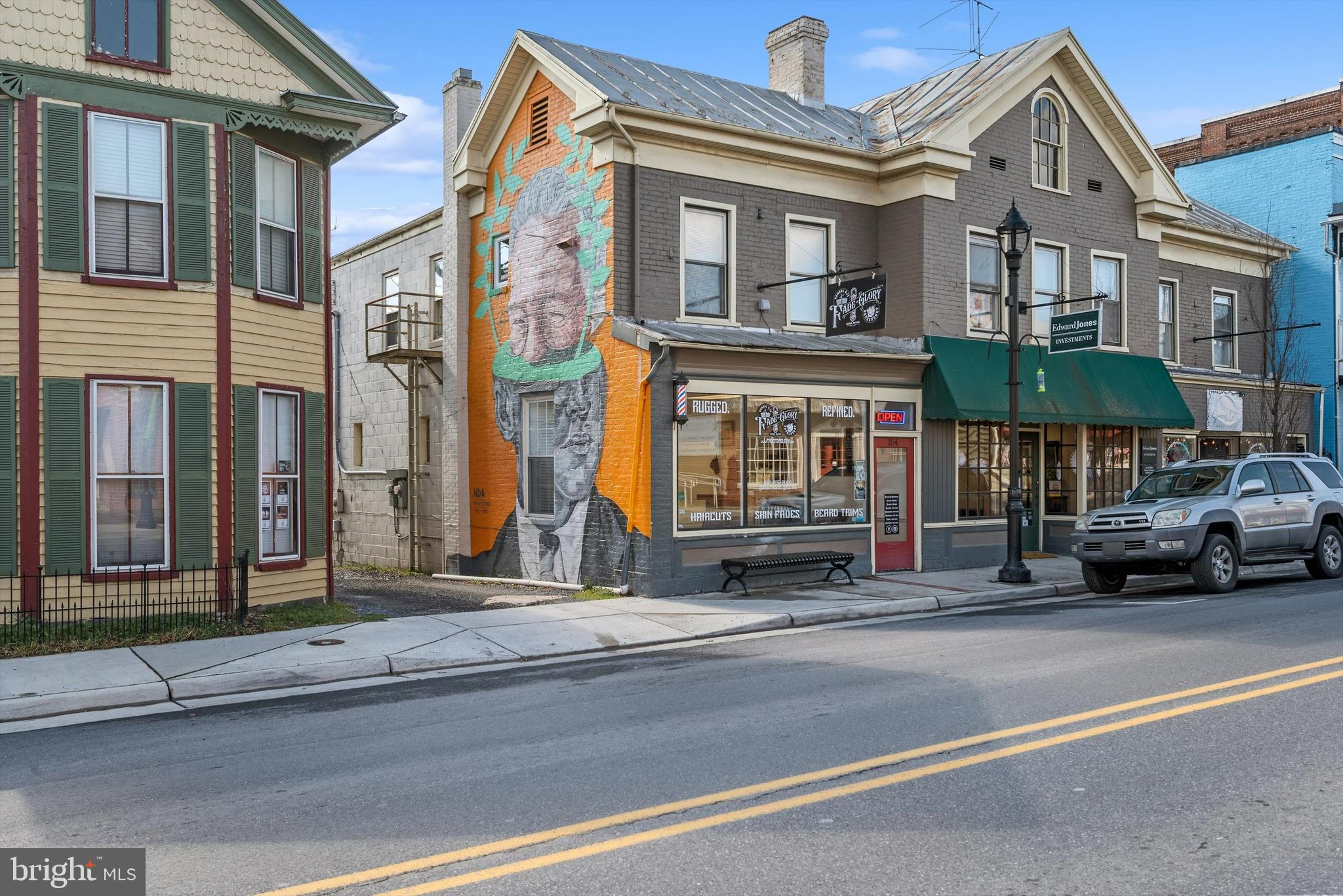 424 W King Street