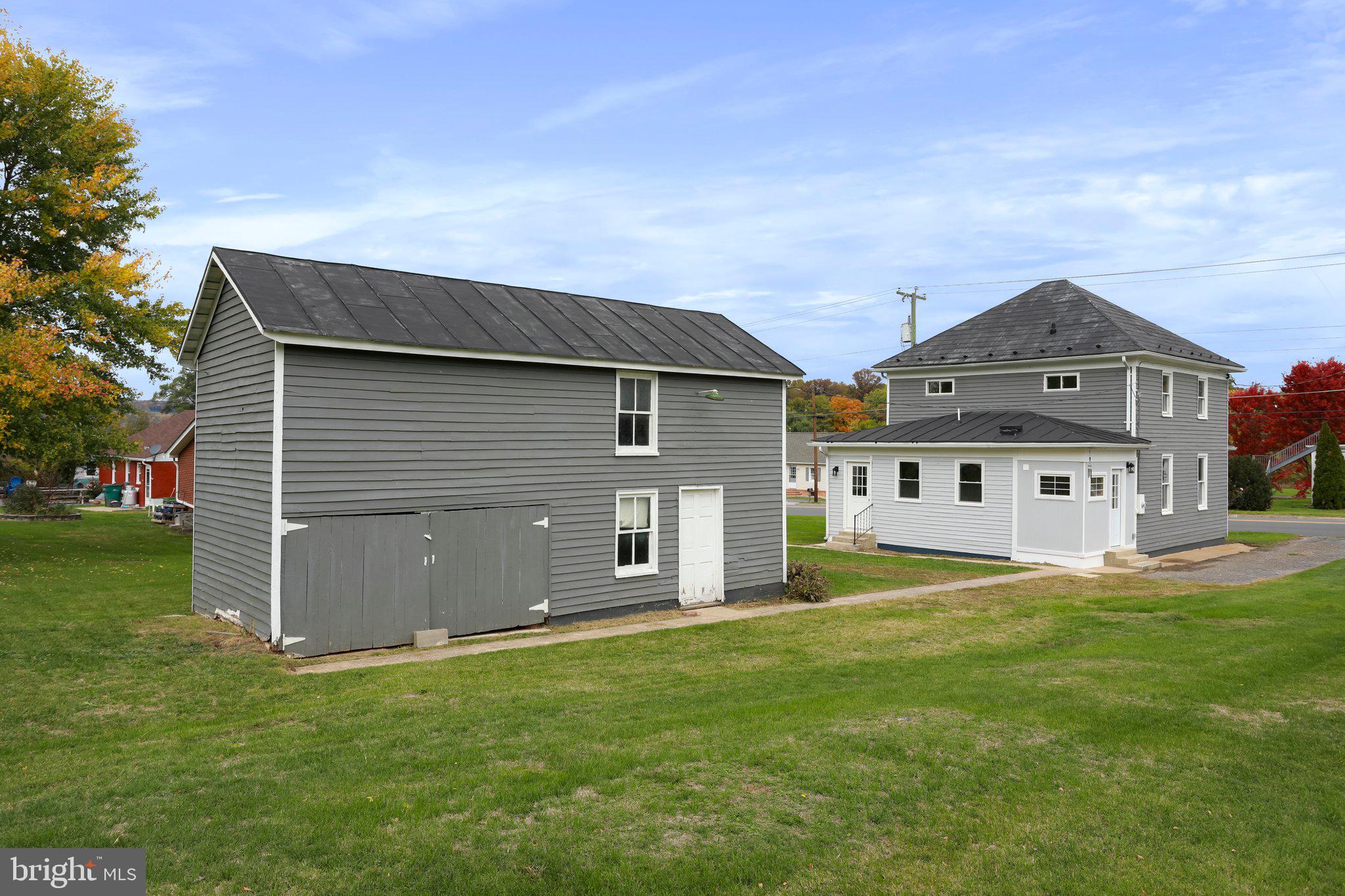 355 W Old Cross Road