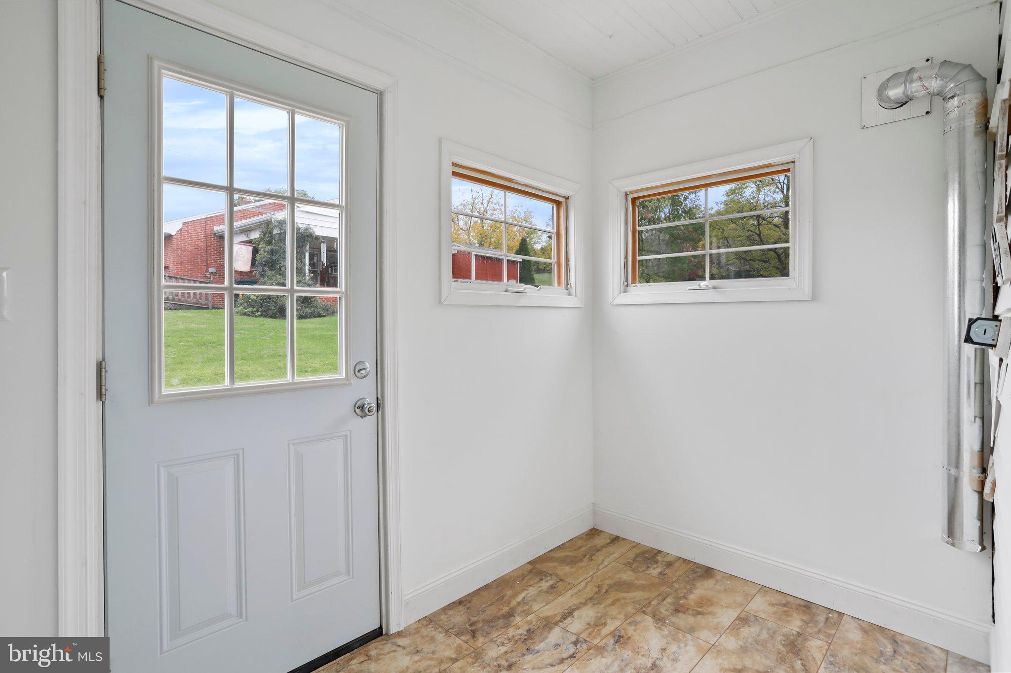 355 W Old Cross Road