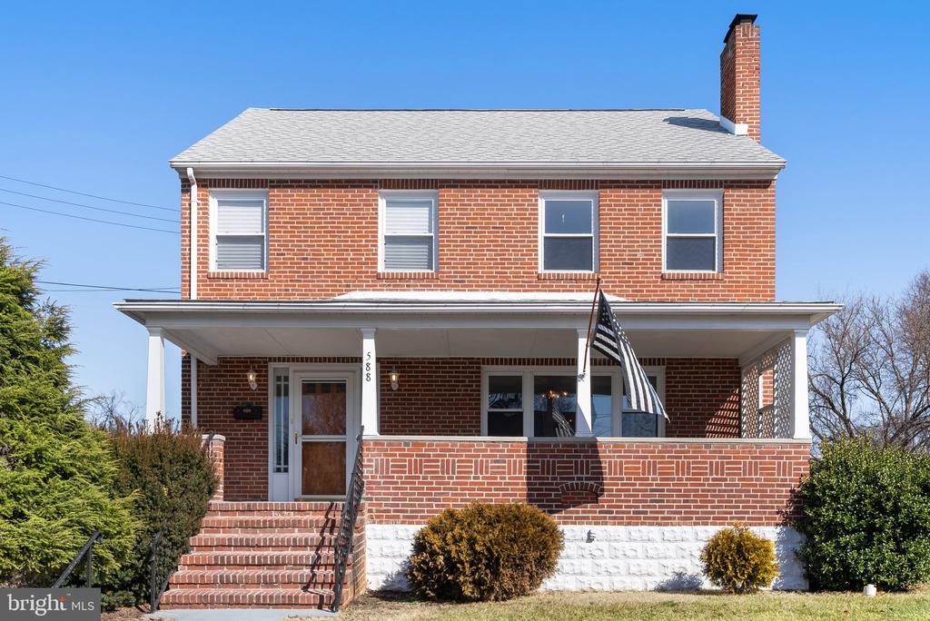 588 Orchard St