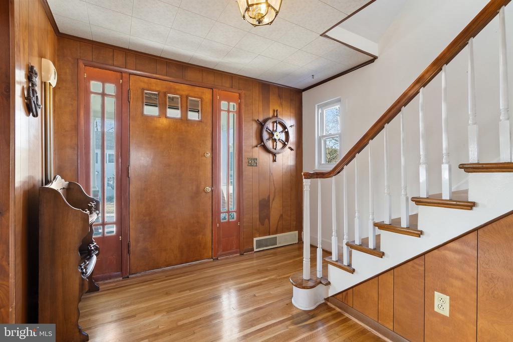 588 Orchard St