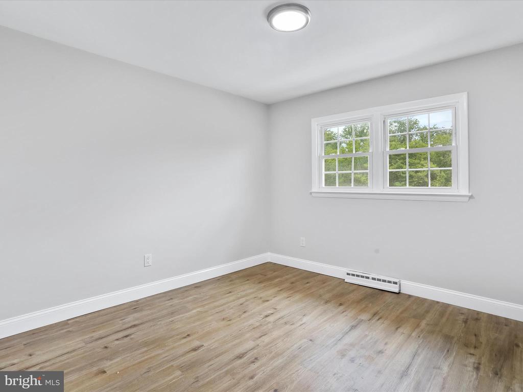 210 Jackson Ave