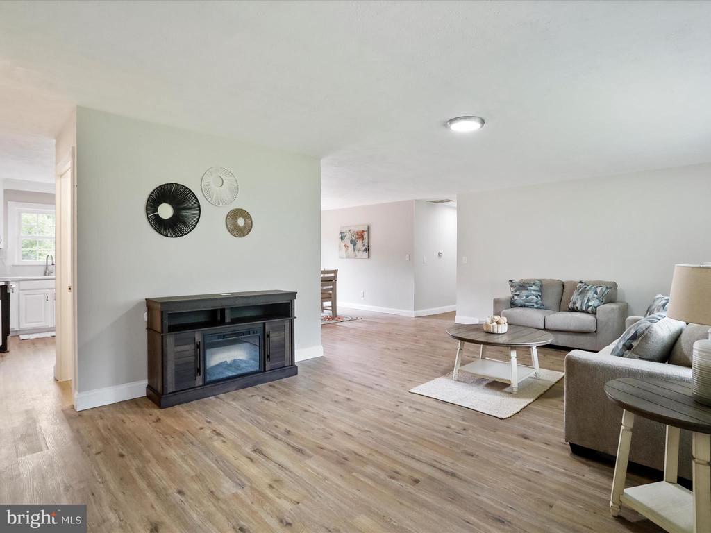 210 Jackson Ave