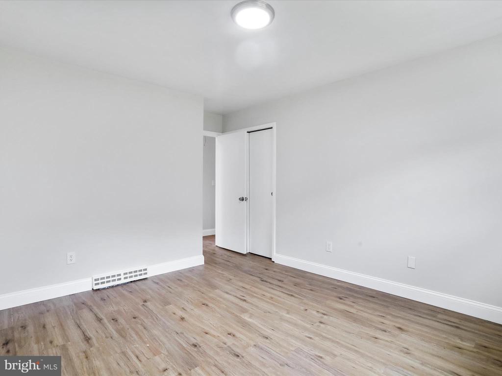 210 Jackson Ave