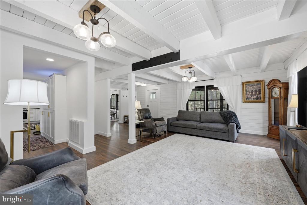 482 BOYER ROAD
