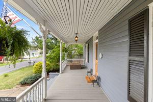 132 CHARLES STREET