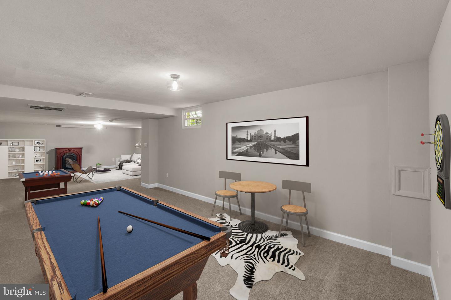 5603 WESTBURY COURT