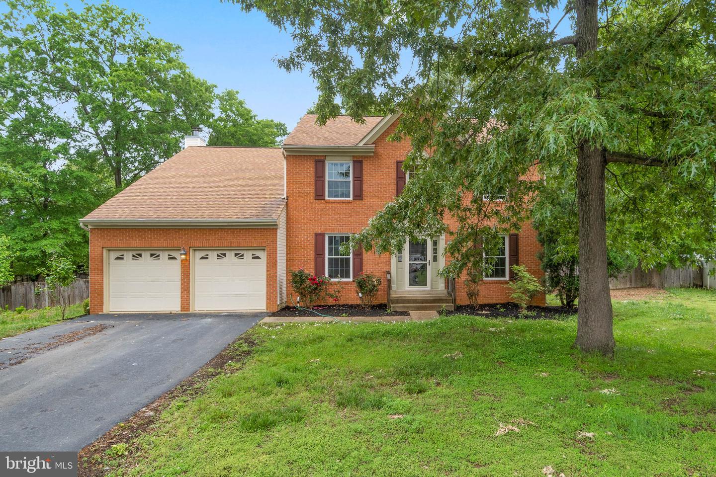 5603 WESTBURY COURT