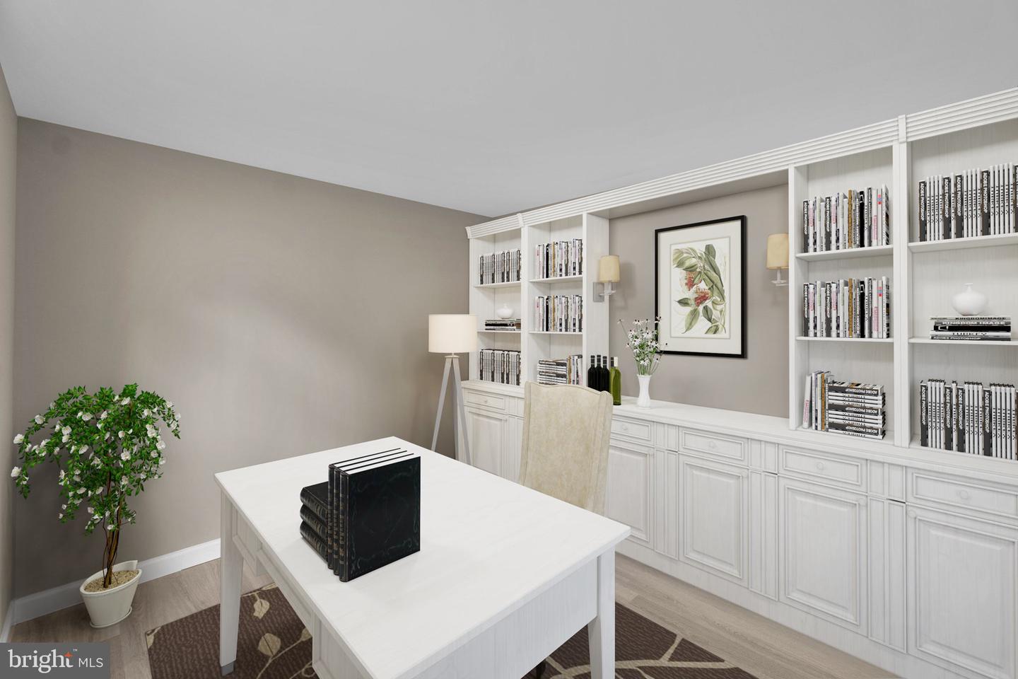 5603 WESTBURY COURT