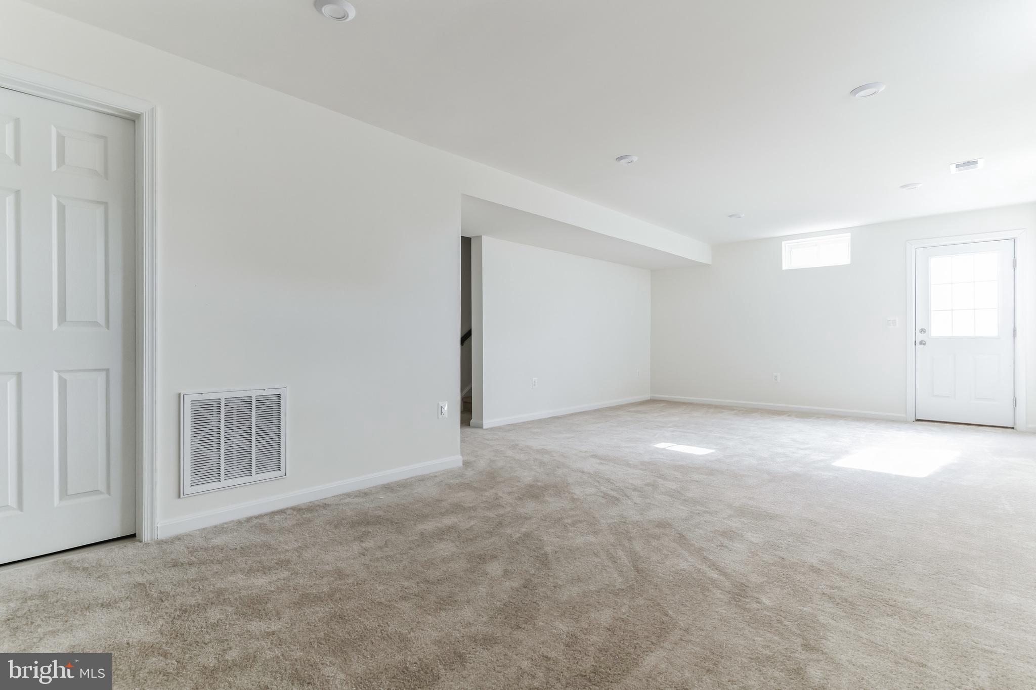 10416 Spotswood DRIVE
