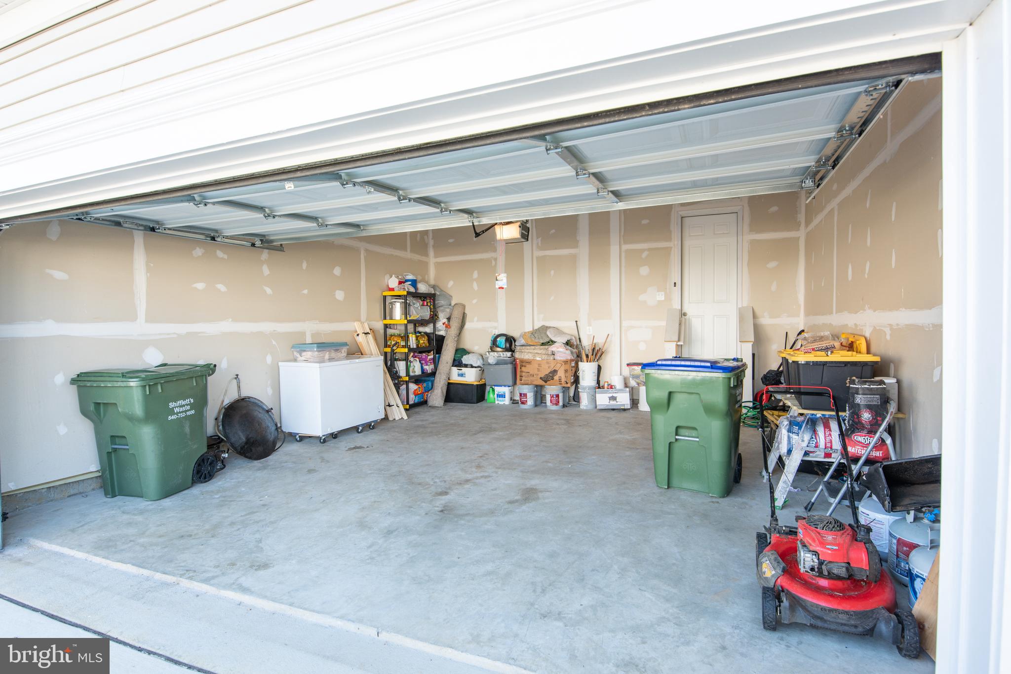 10416 Spotswood DRIVE