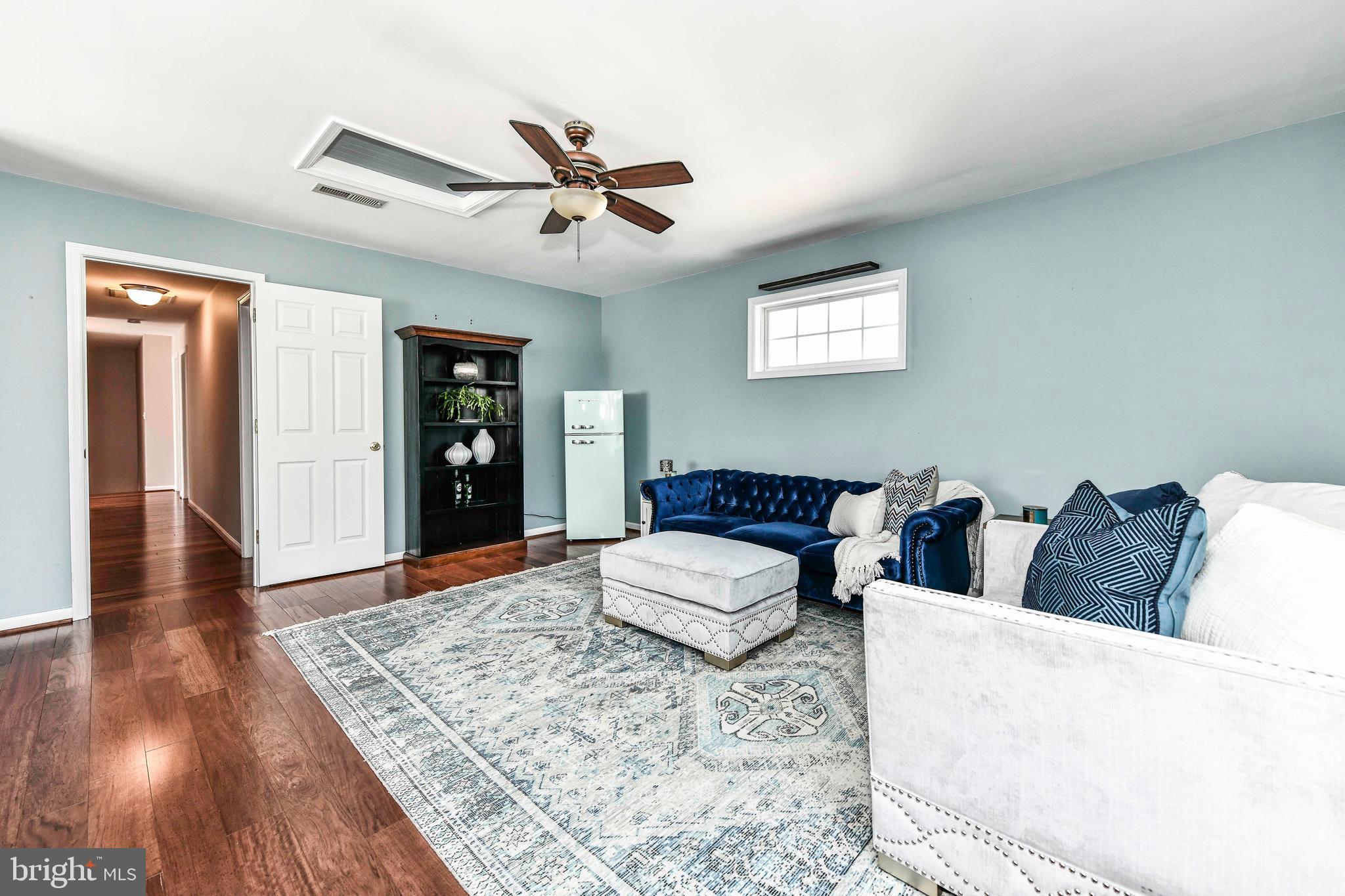 8705 Boulevard Of The Generals