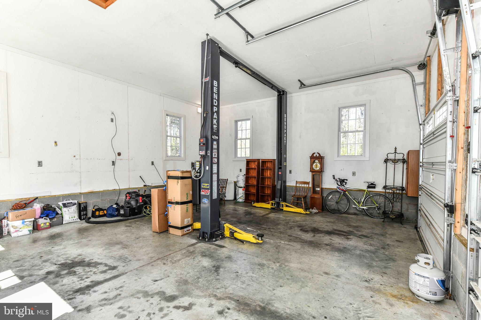 8705 Boulevard Of The Generals