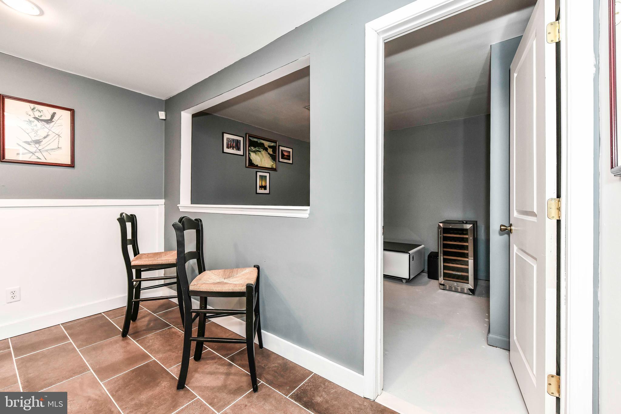 8705 Boulevard Of The Generals