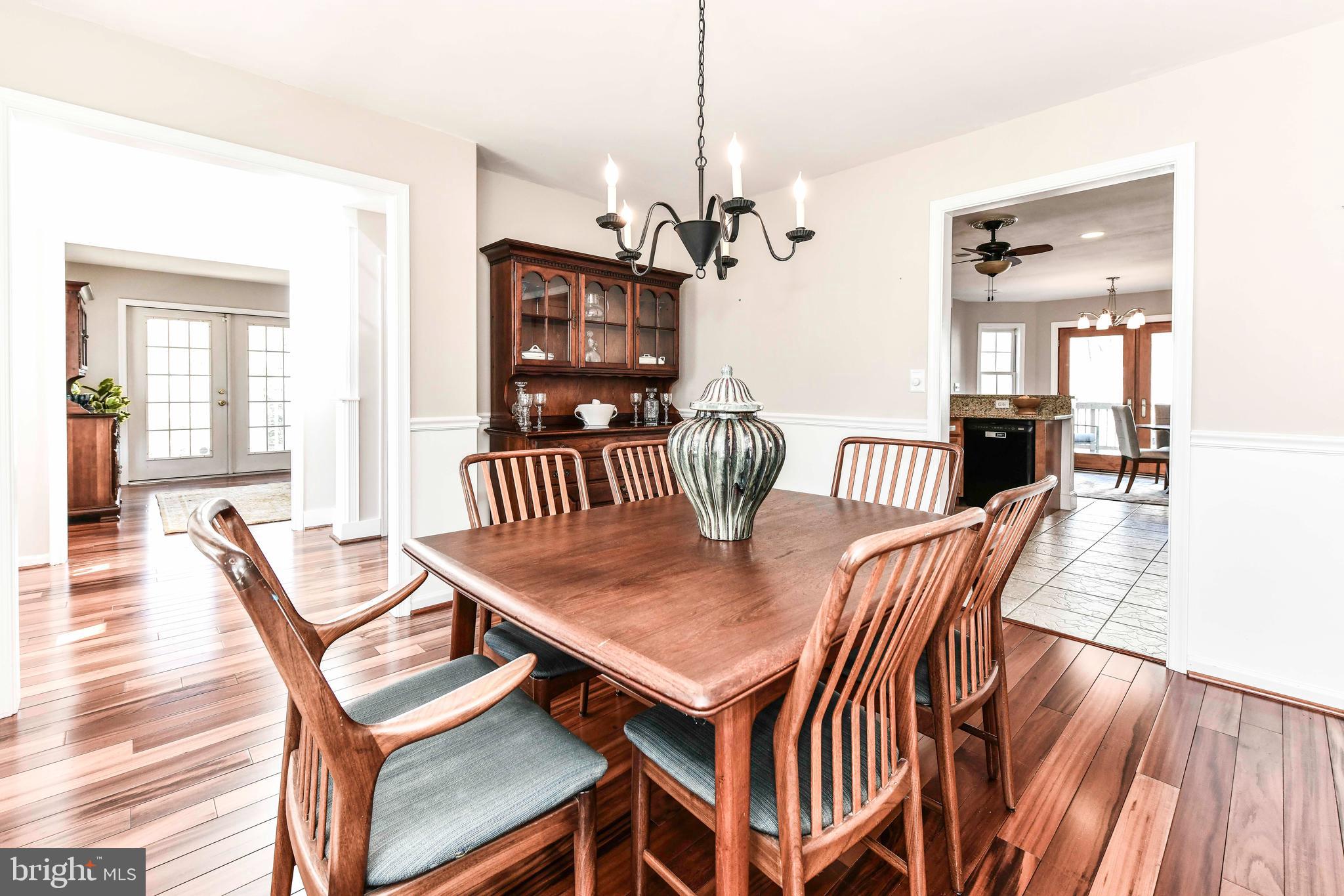 8705 Boulevard Of The Generals