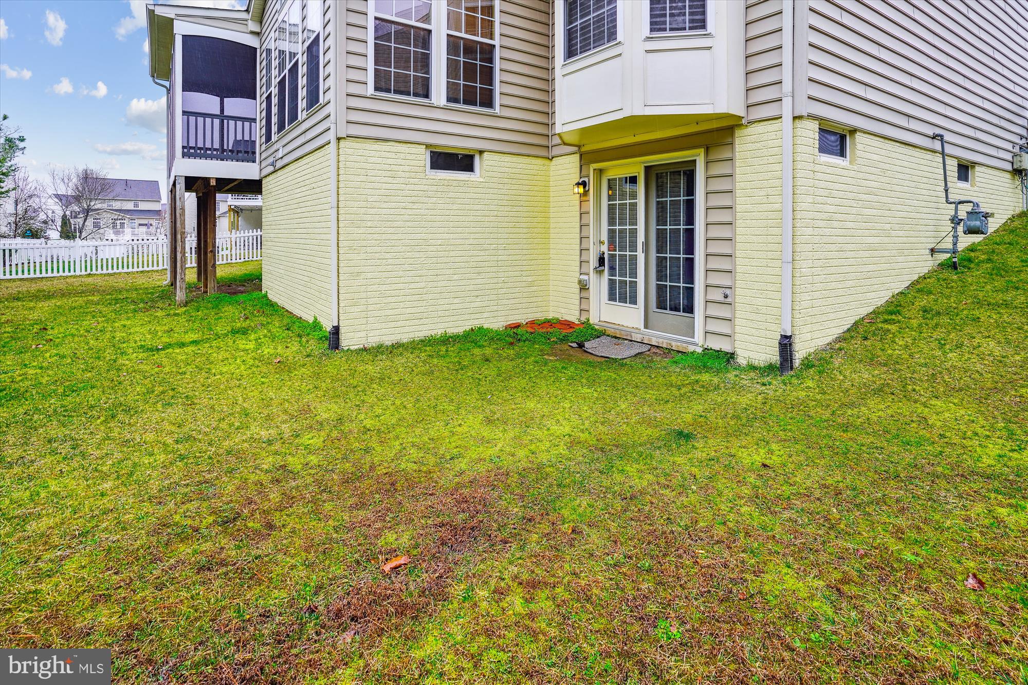 9523 Evergreen Cir