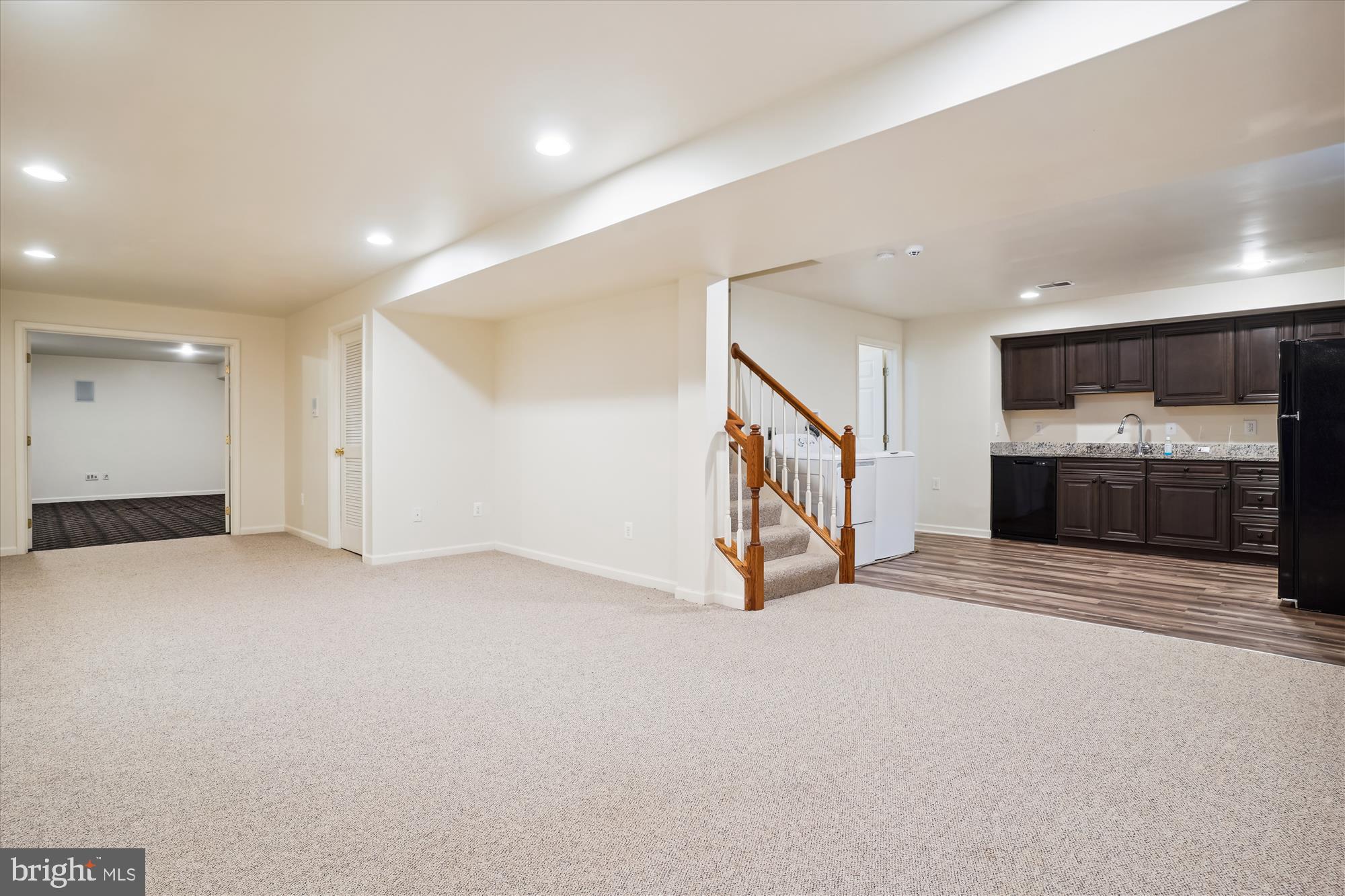 9523 Evergreen Cir
