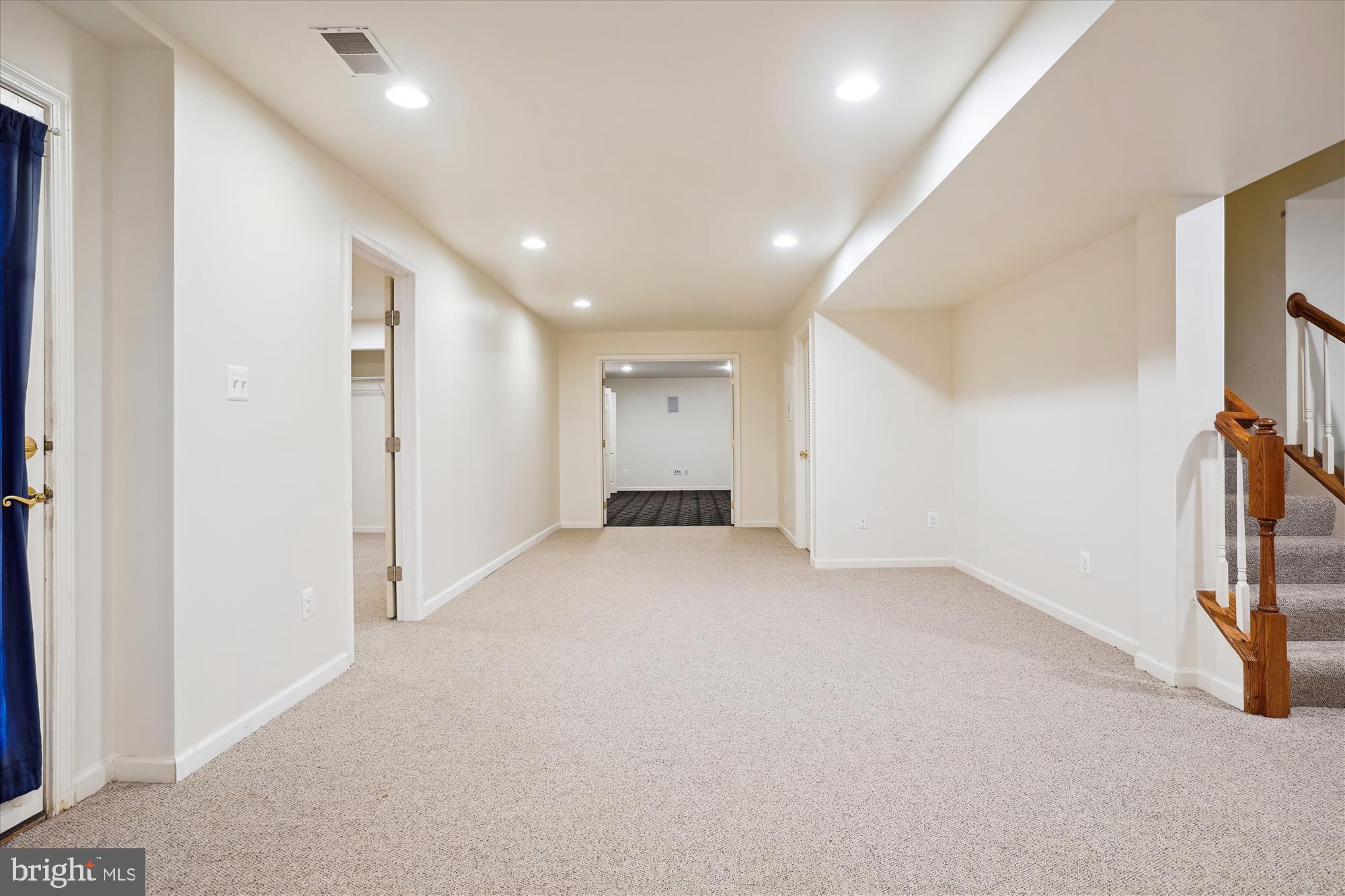 9523 Evergreen Cir