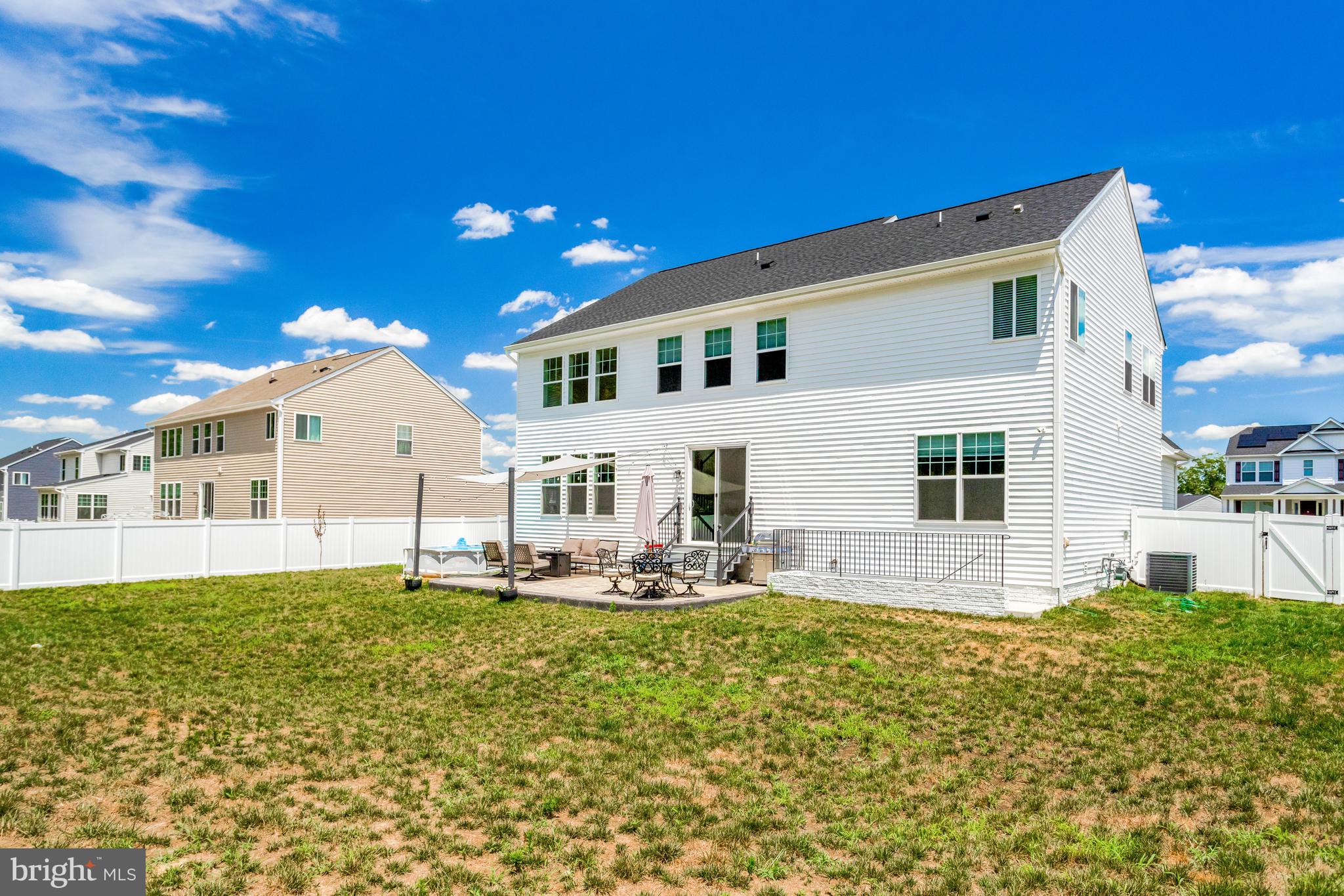 9102 Walnut Hill Rd