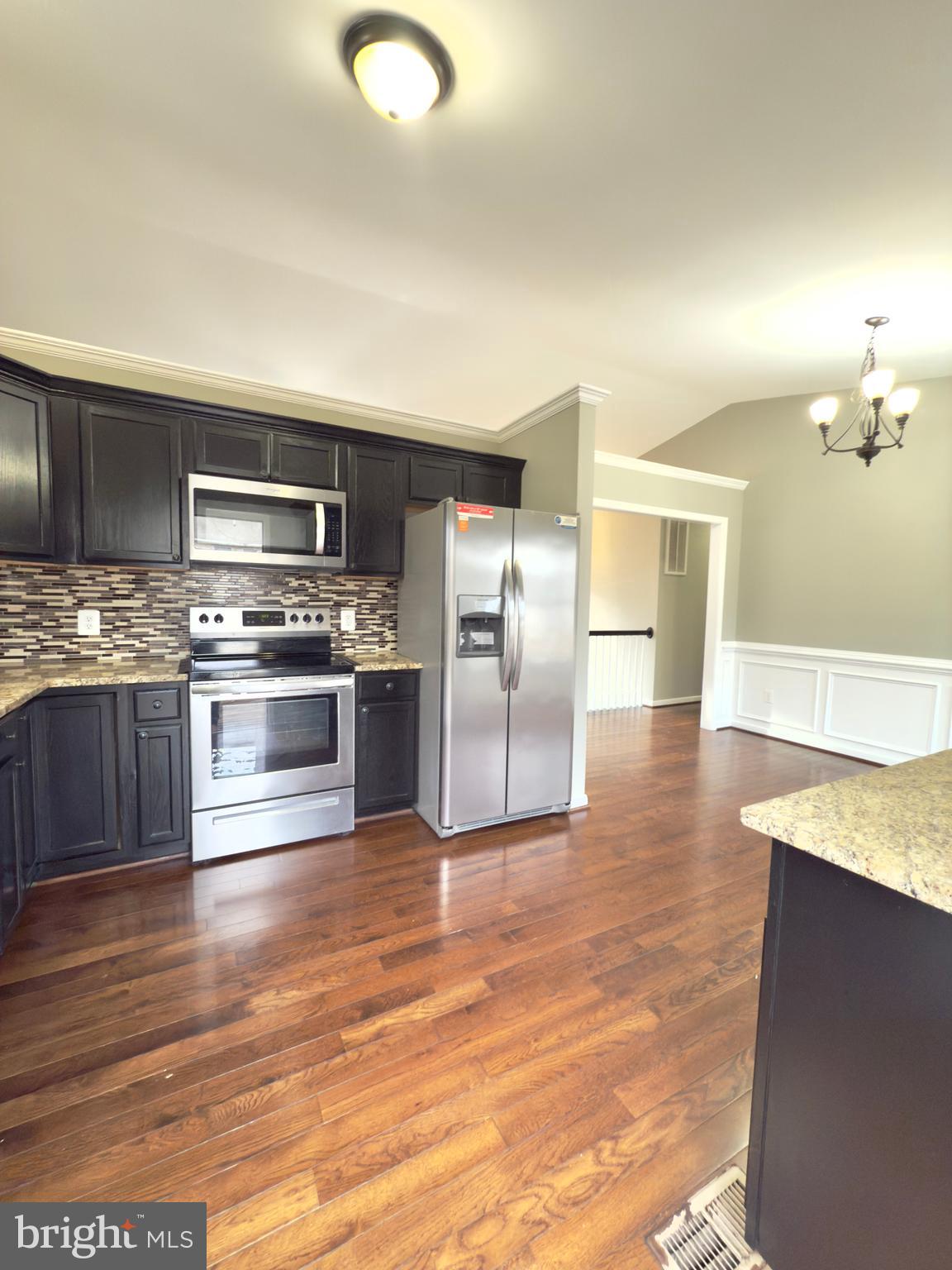 8707 Forest Glen Cir