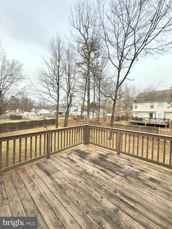 8707 Forest Glen Cir