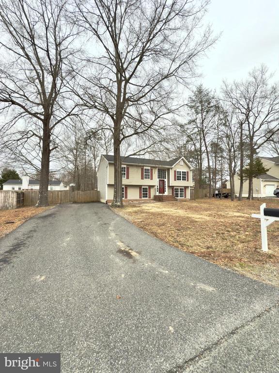 8707 Forest Glen Cir