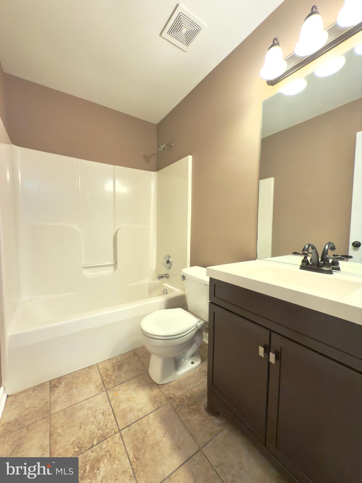 8707 Forest Glen Cir