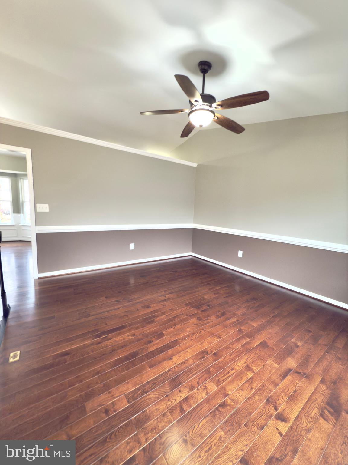 8707 Forest Glen Cir