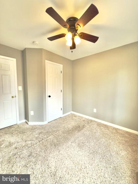 8707 Forest Glen Cir
