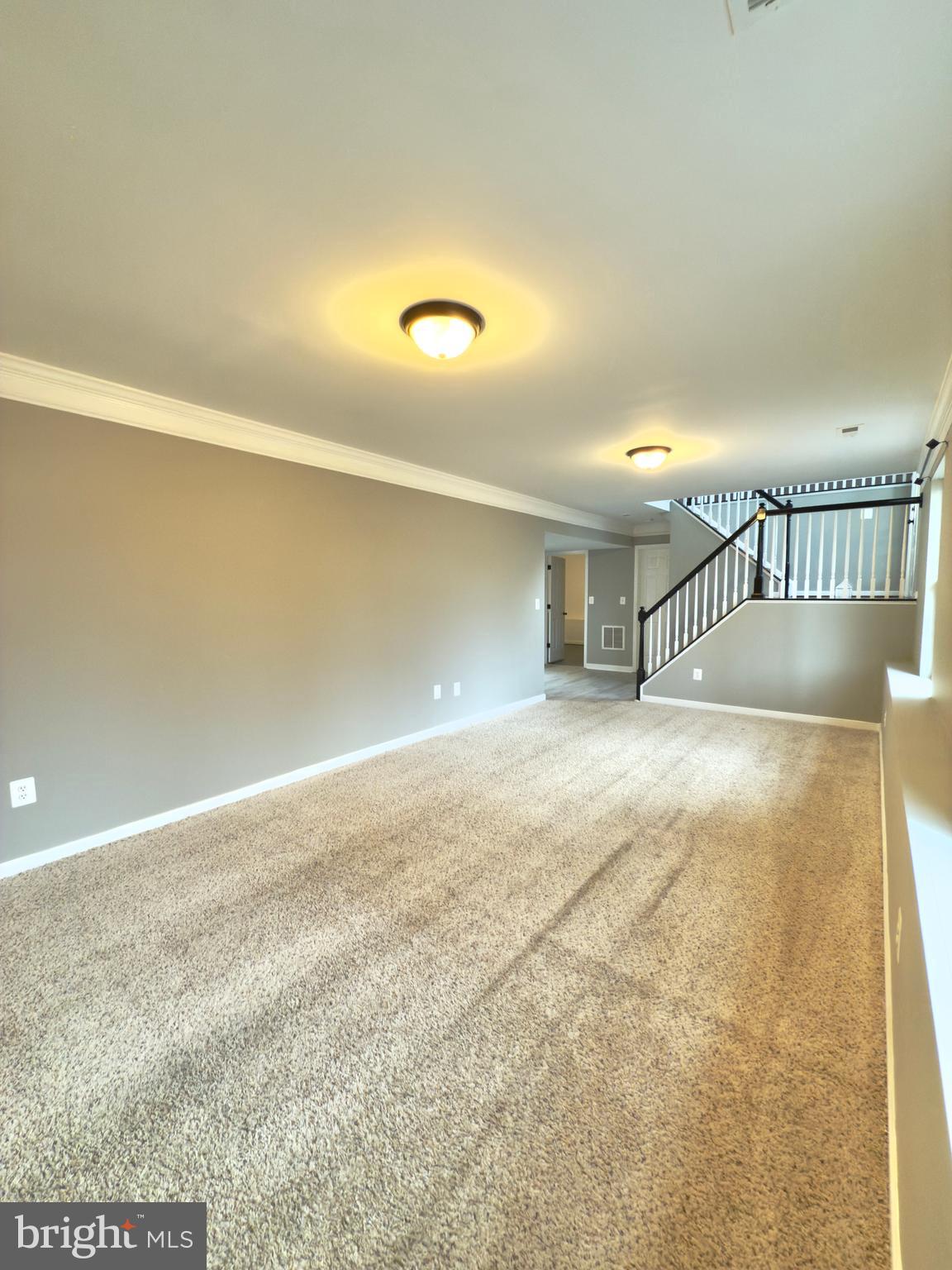 8707 Forest Glen Cir
