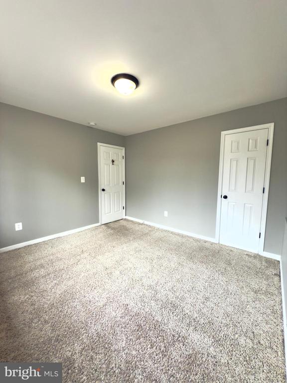 8707 Forest Glen Cir