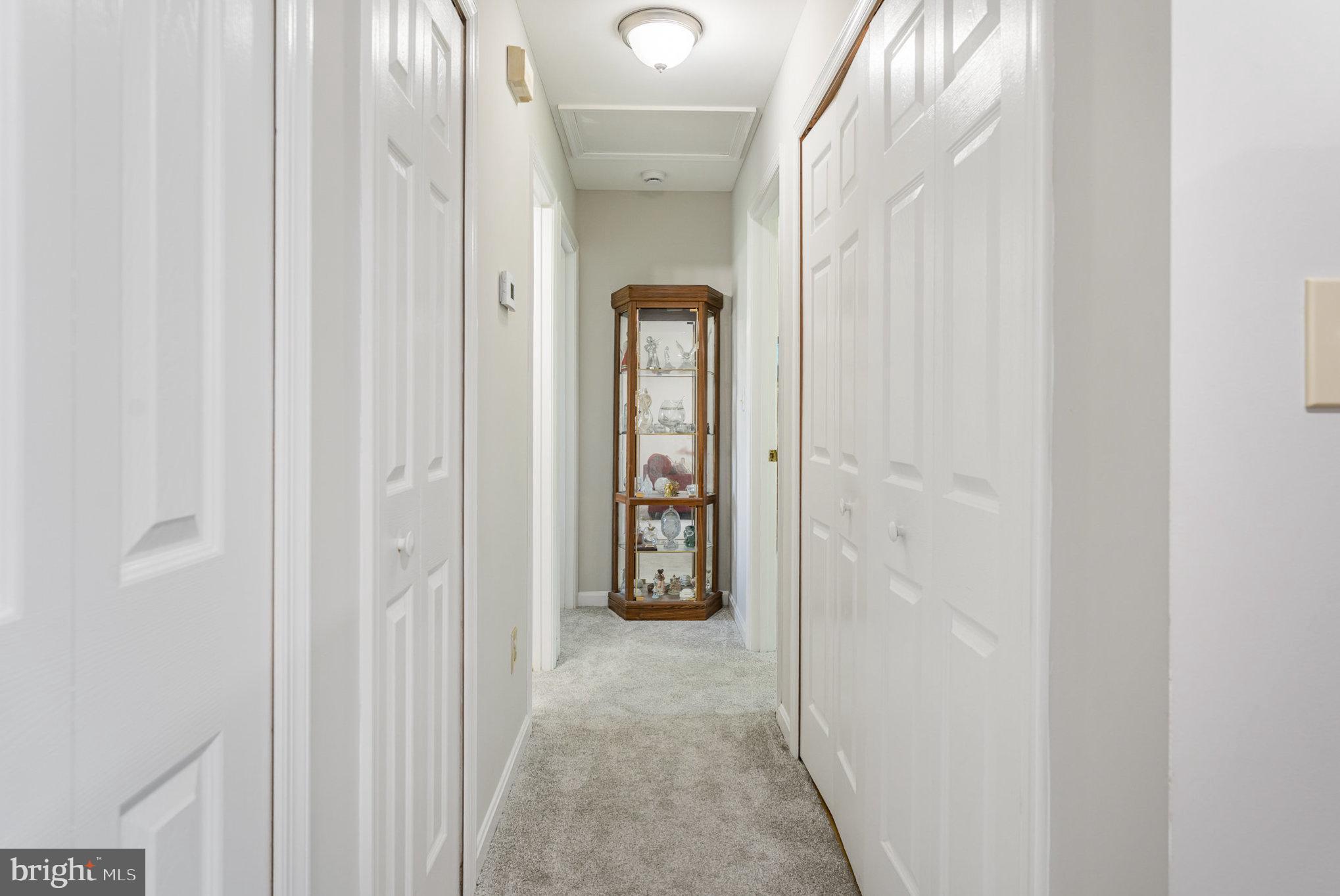 10708 White Pine Ln