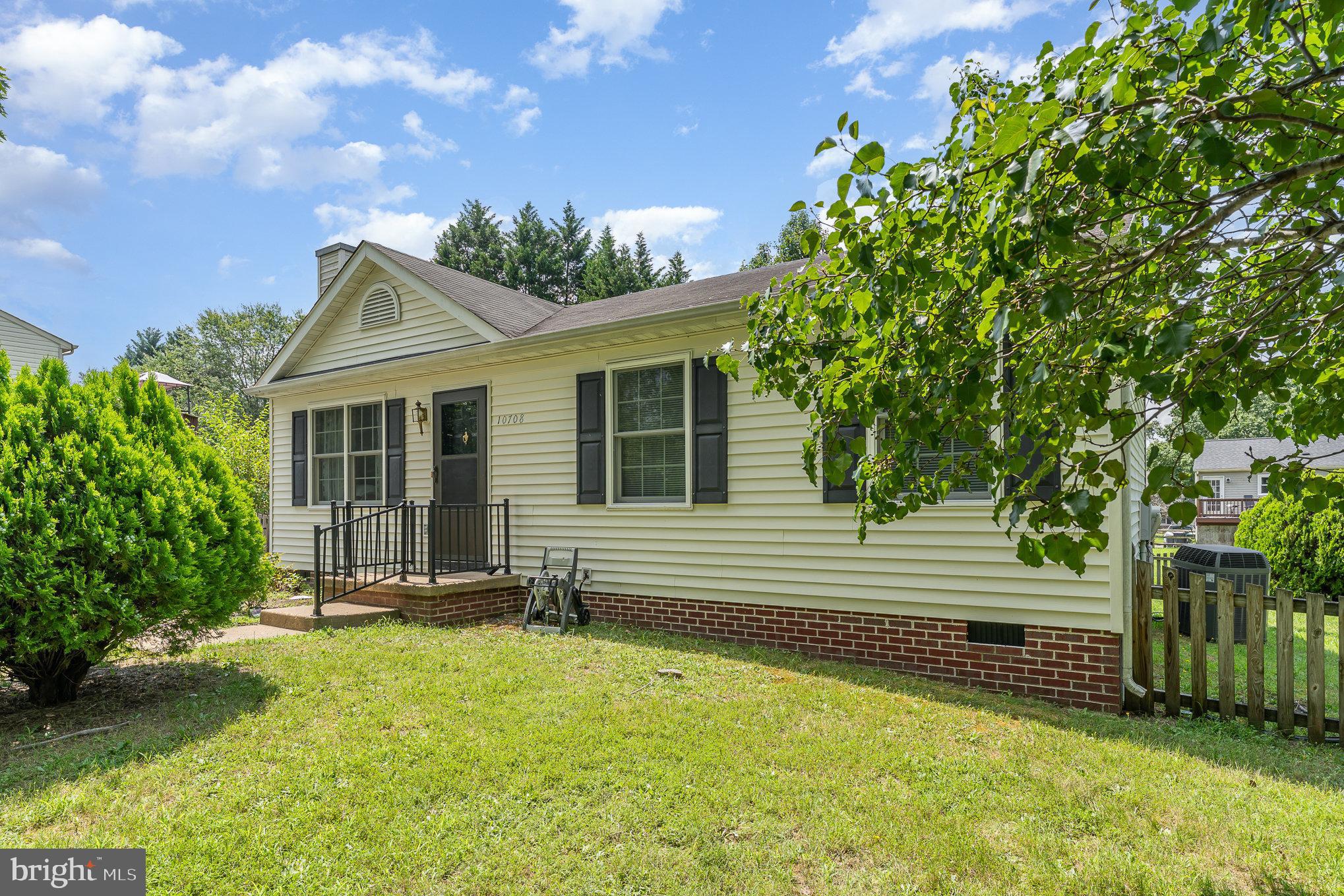 10708 White Pine Ln