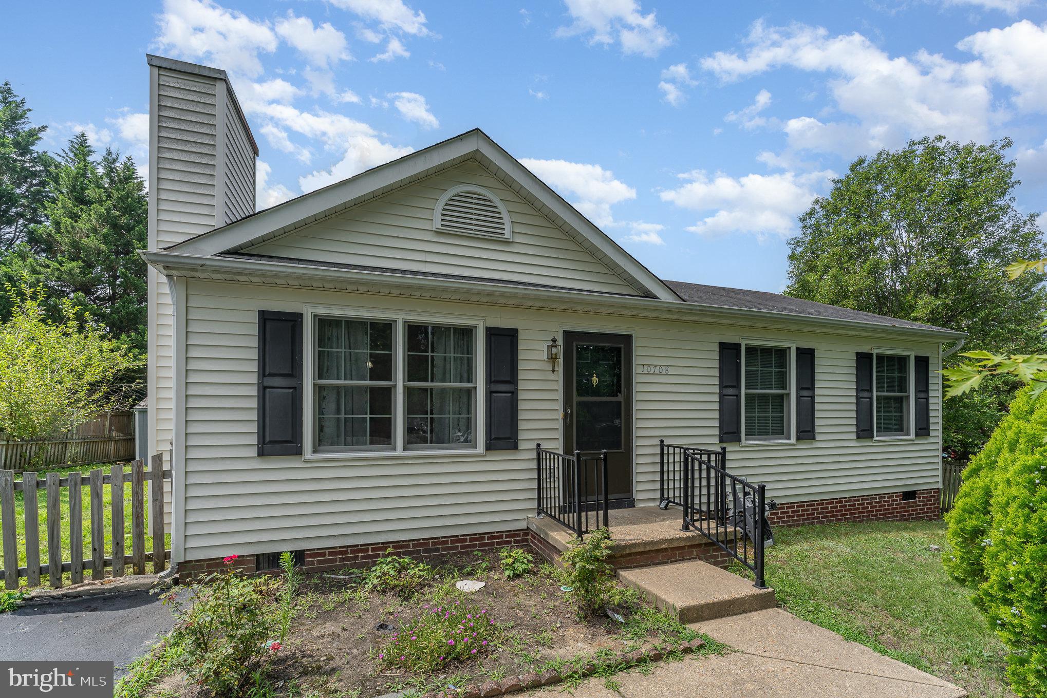 10708 White Pine Ln