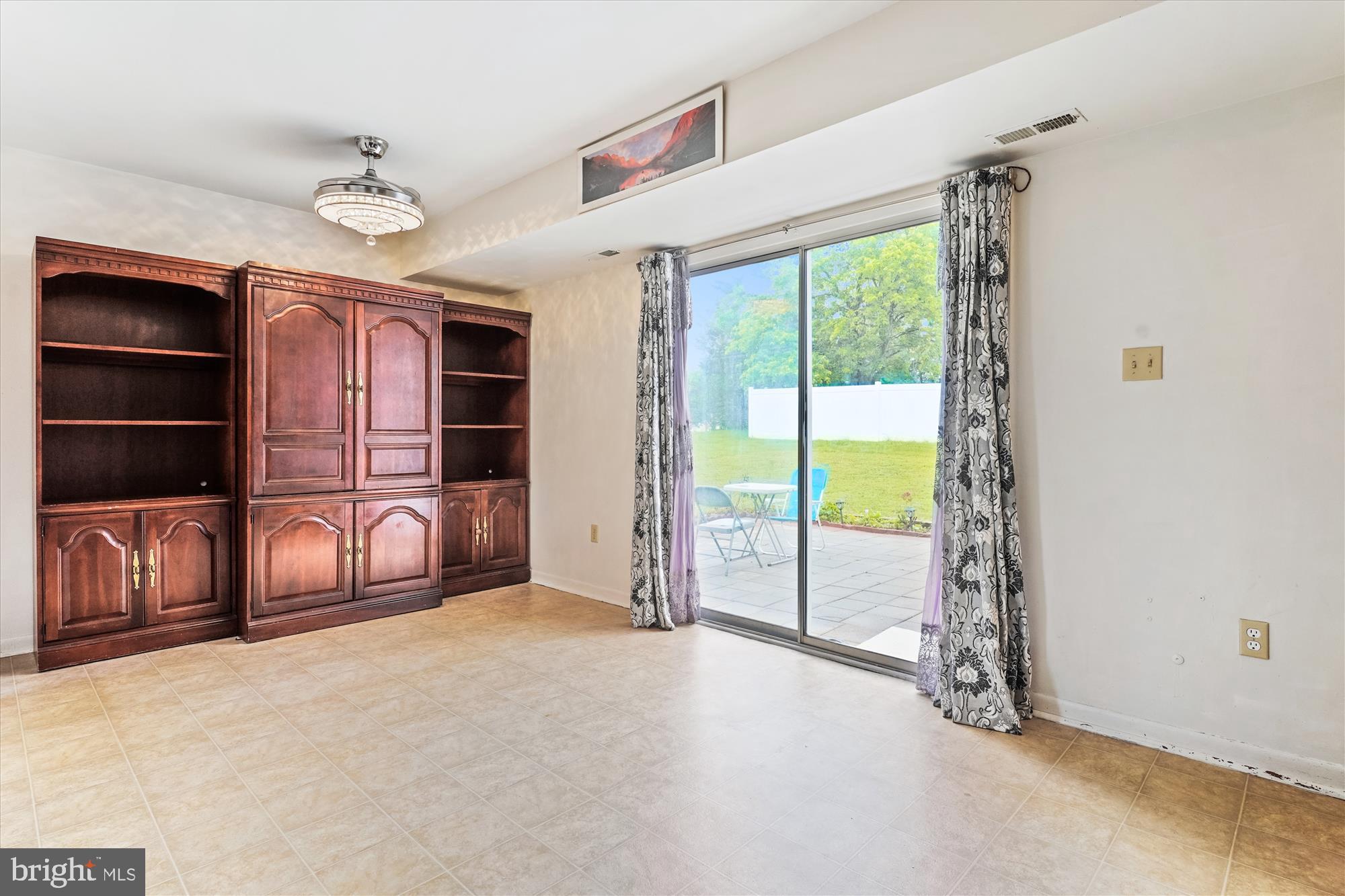 5200 SWEET GUM TERRACE