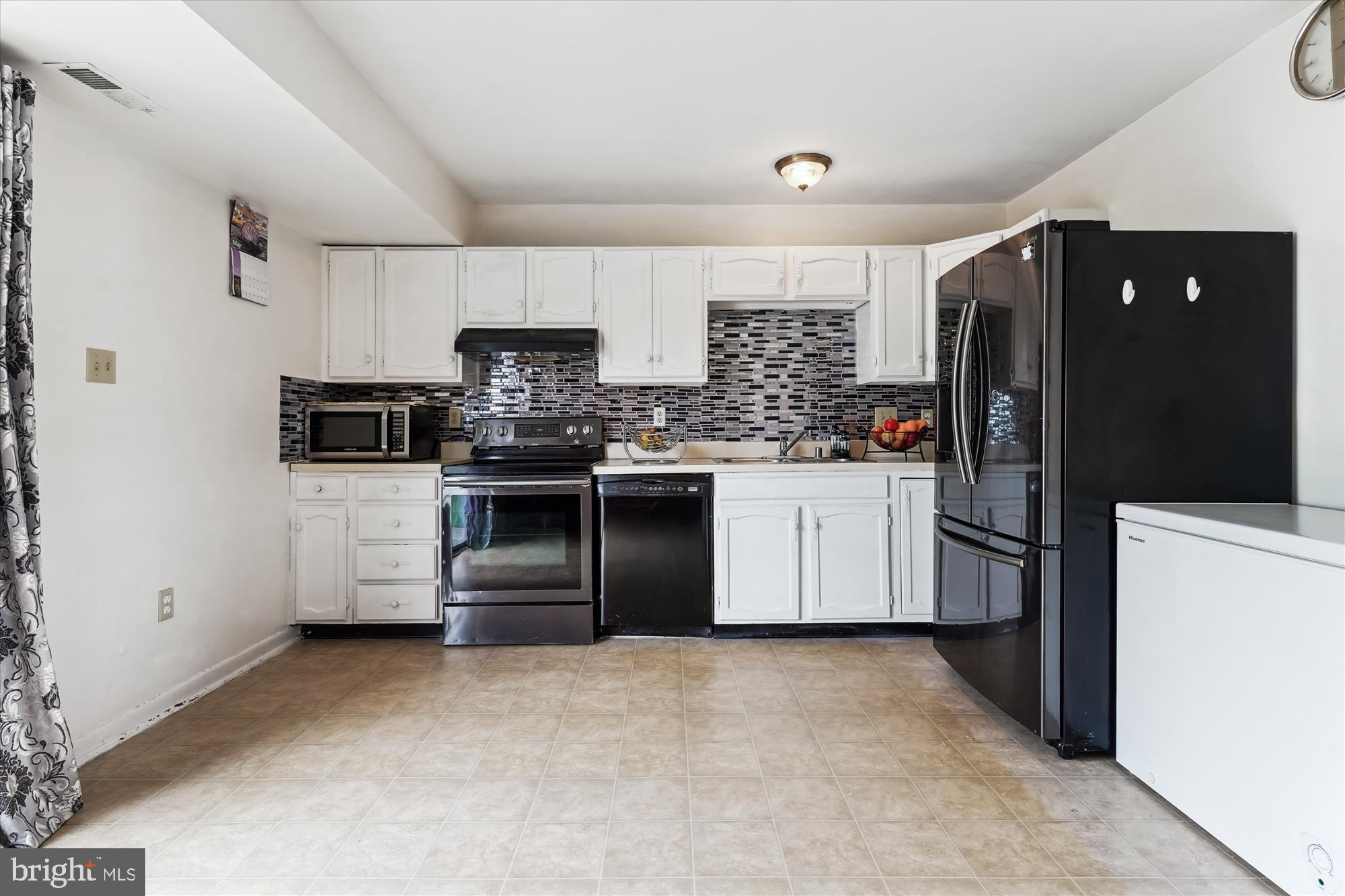 5200 SWEET GUM TERRACE