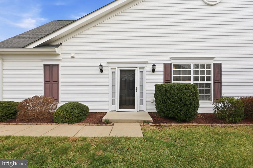 4308 TURRIFF LANE