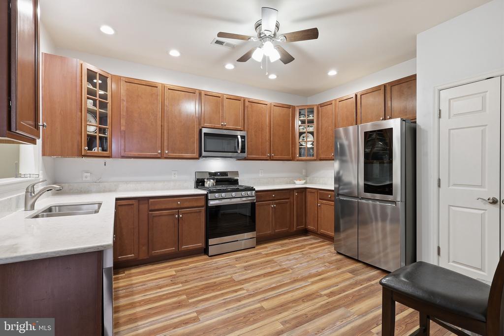 4308 TURRIFF LANE