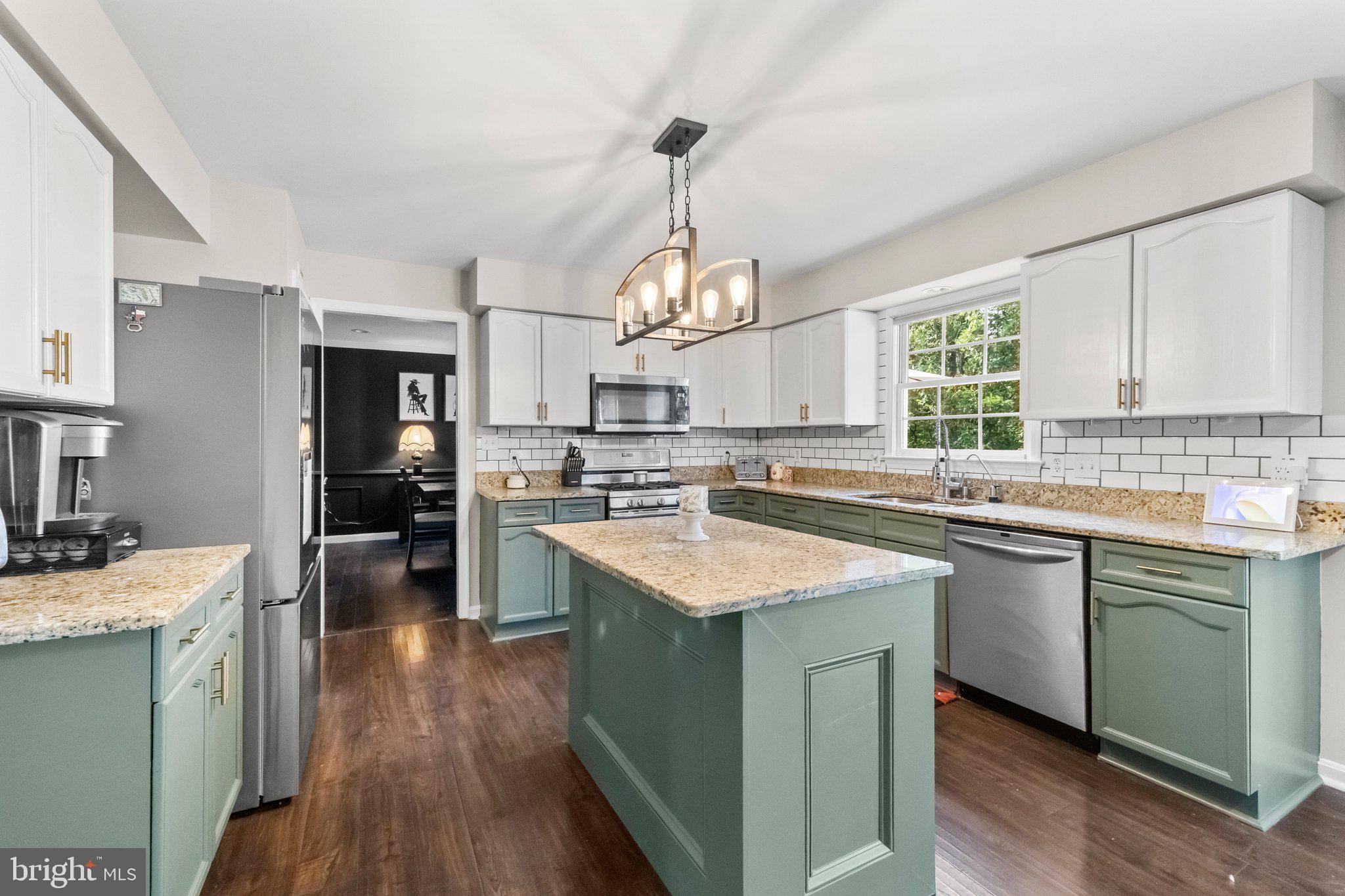 4811 HARVEST GLEN COURT