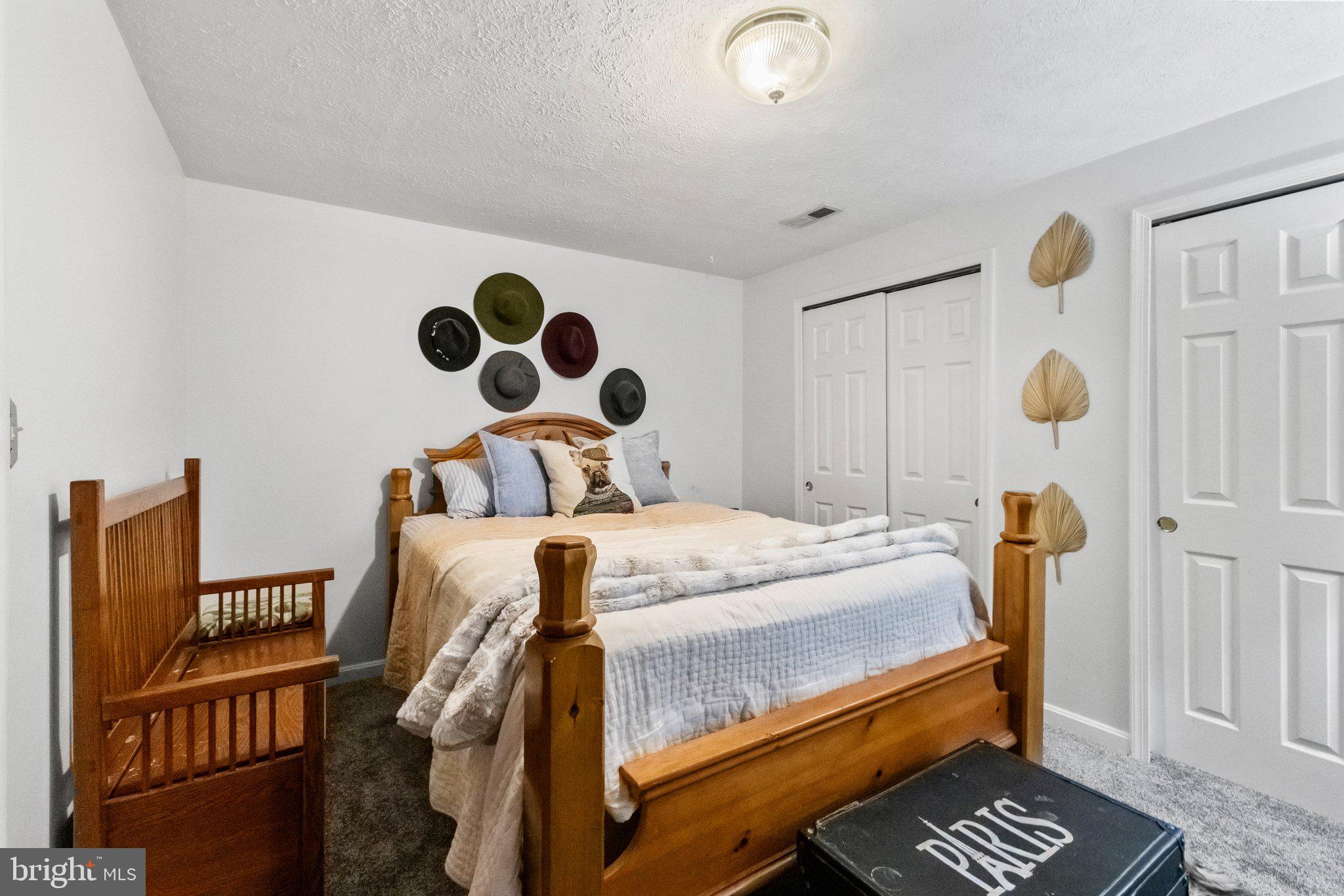 4811 HARVEST GLEN COURT