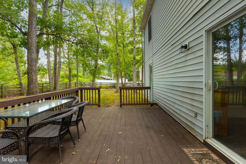 12909 GRENADE LANE