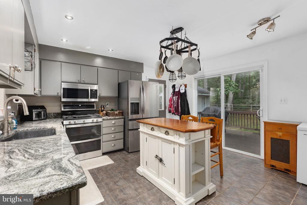 12909 GRENADE LANE
